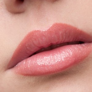 lip-liner